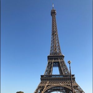 Meet your Posher, Ellenore